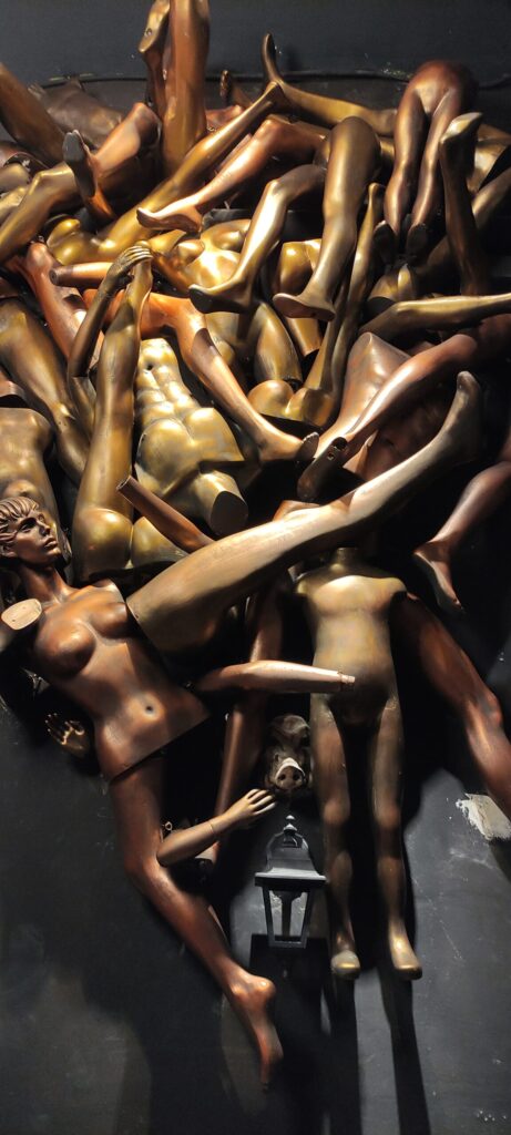 Medusa istallation - Noel restaurant-bar, Athens by Thanasis Giotakis